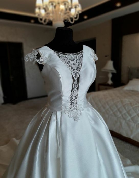 Весільна сукня (невінчана)