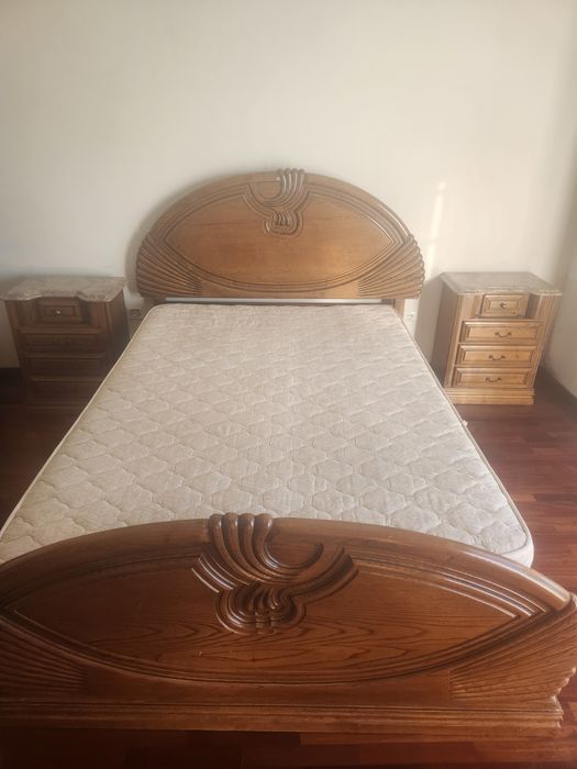 Mobília de quarto completa carvalho e mármore