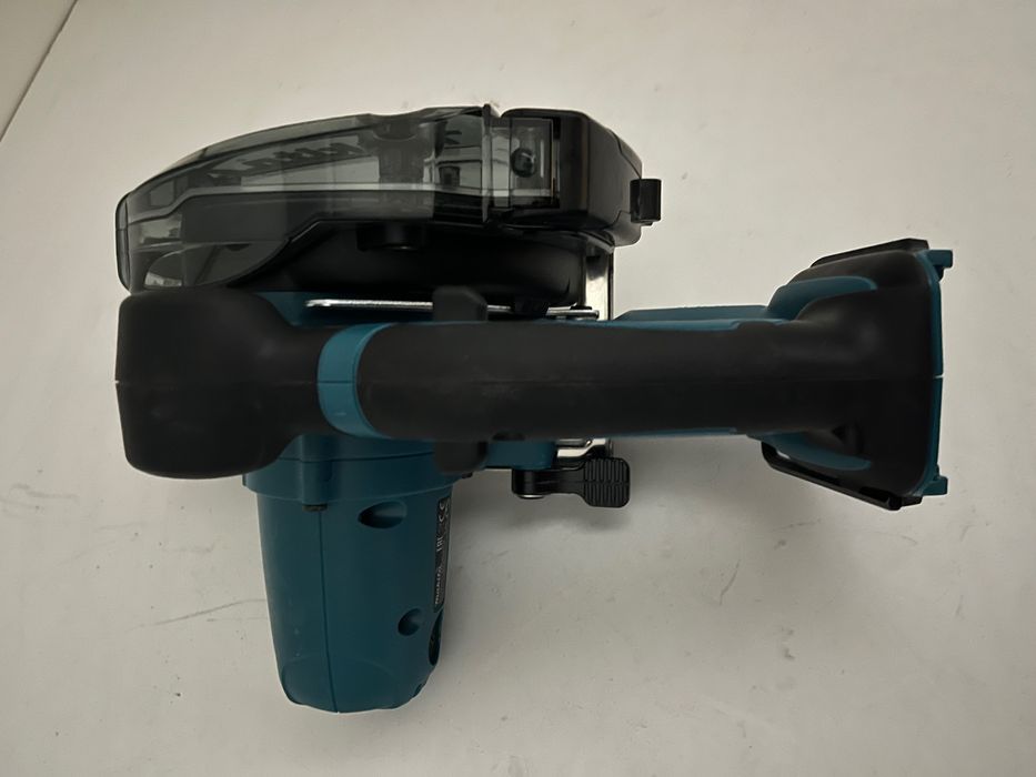 MAKITA Przecinarka piła do metalu akumulatorowa 18V 136x20 mm DCS552Z