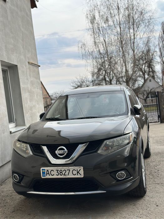 Nissan Rogue продам