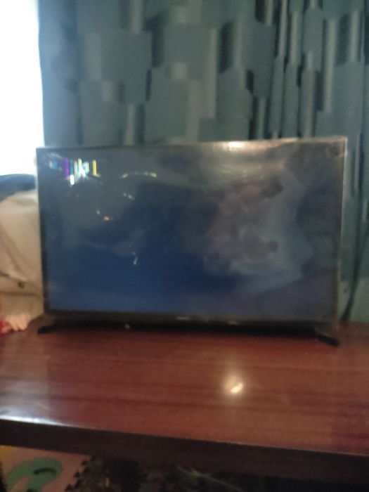 Телевизор Samsung 32