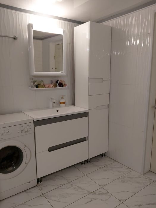 Продам просторий будинок у районі Новомиколаївка (біля Фанклубу)