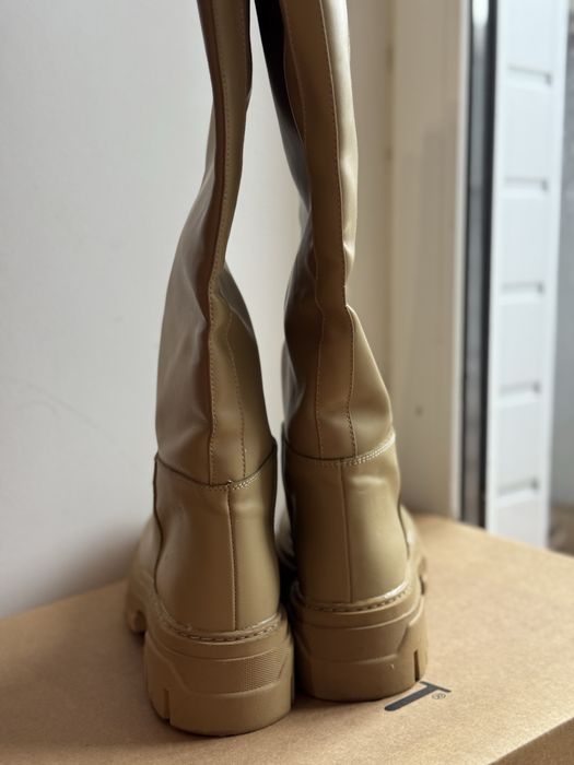 Високі чоботи , сапоги hm HsM беж 24 см стопа