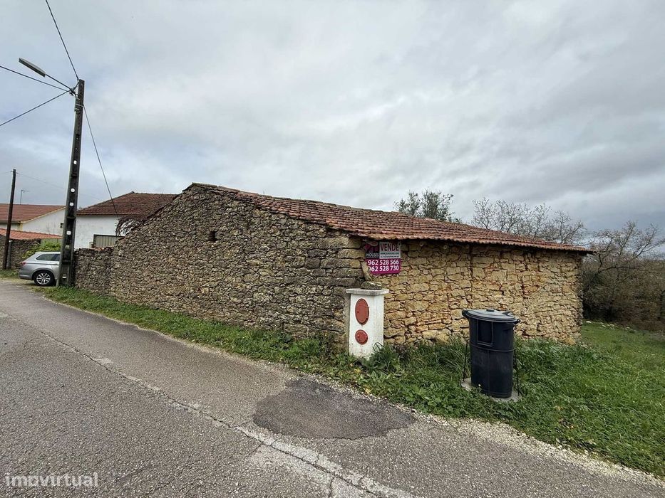 Casa em Pedra - CH3172/26