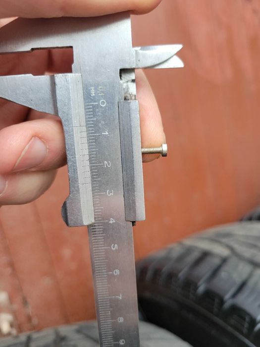 225 65 17 KUMHO зима протектор 6+ 2014 гарний стан 225/65/R17 без диск