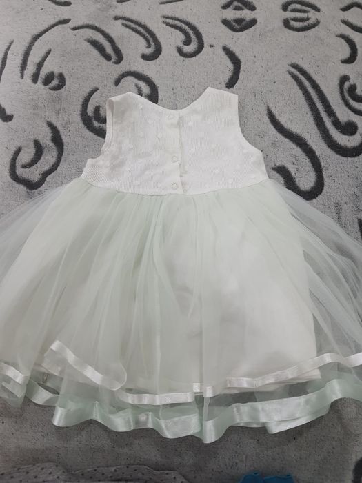 Дитяча святкова  сукня 80
