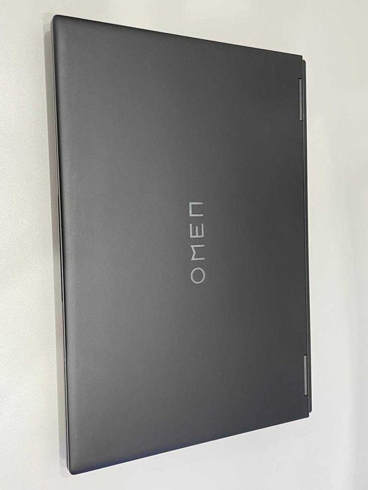 HP Omen 16 144Hz Intel i5-13420H 16 DDR 5 Ram  512 SSD RTX 4050