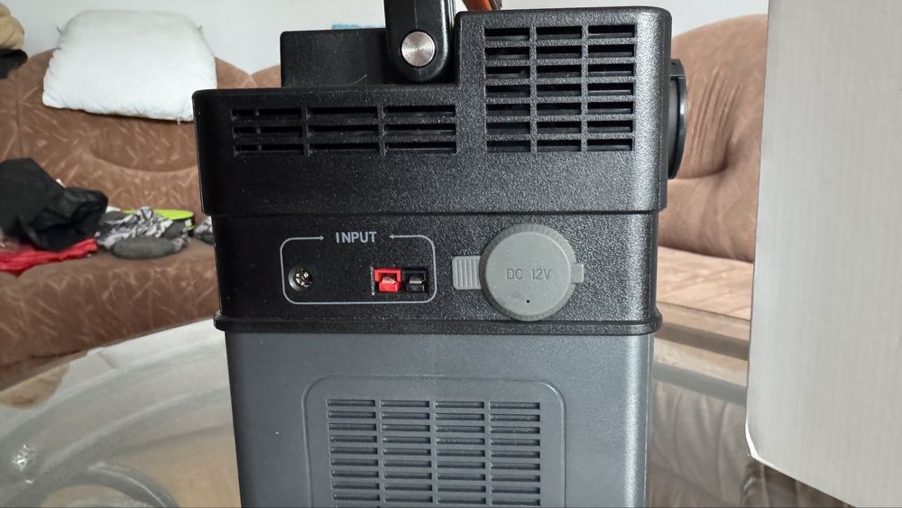 КОТЕЛ ТЯГНЕ! Зарядна станція Allpowers S700