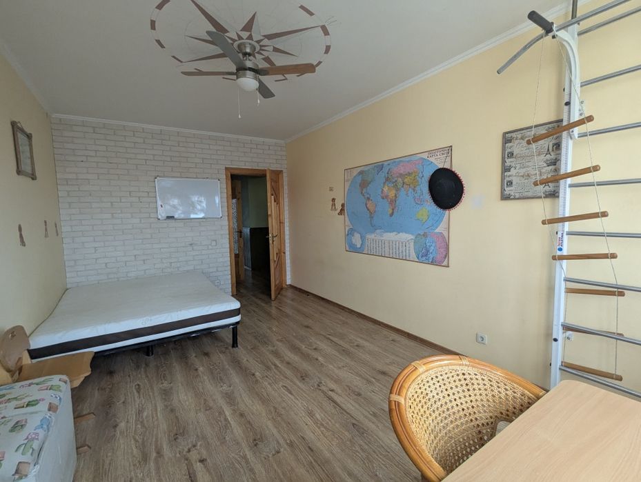 Продається 3-кімнатна новобудова, Героїв Майдану