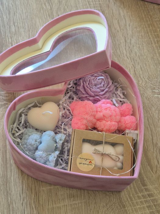 Prezent box świece w pudełku narodziny dziecka chrzest roczek