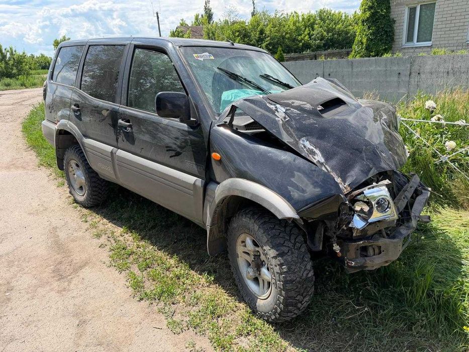 НІСАН Терано після ДТП