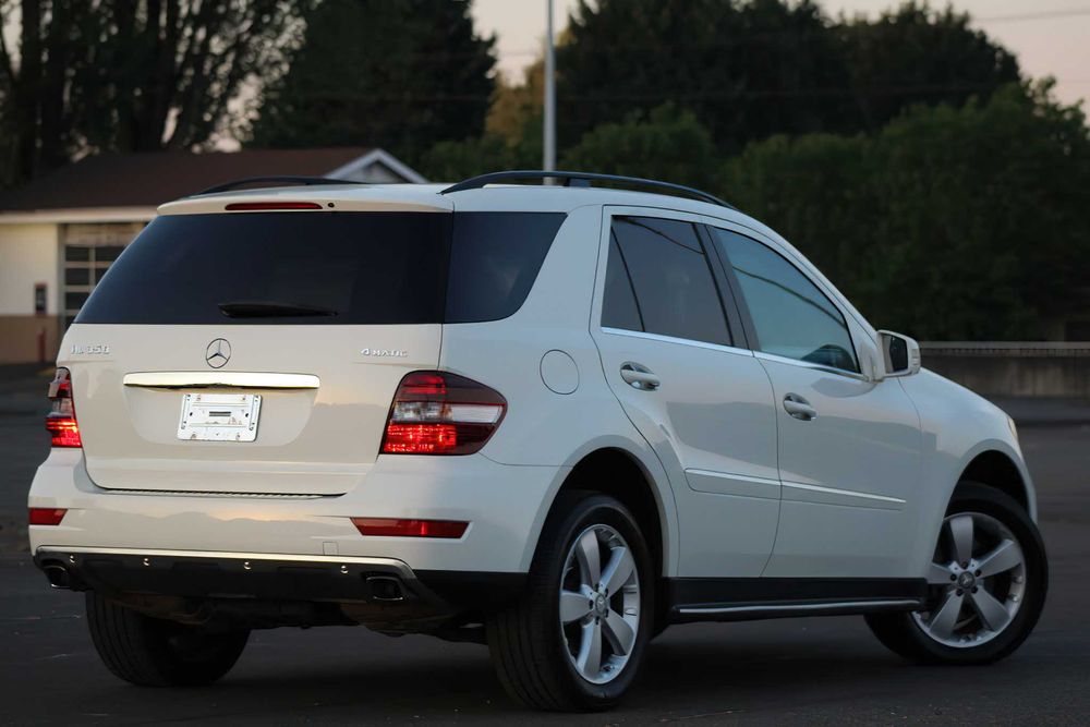 Mercedes-Benz M-Class ML 350 4MATIC      2011