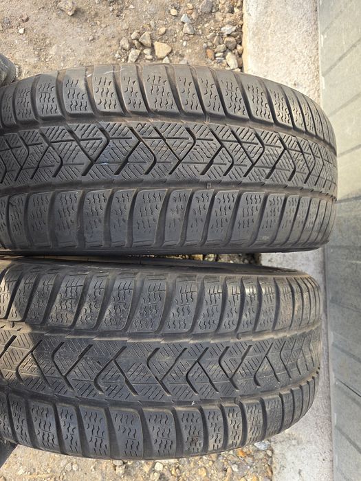 Opony Pirelli 225/45/18"
