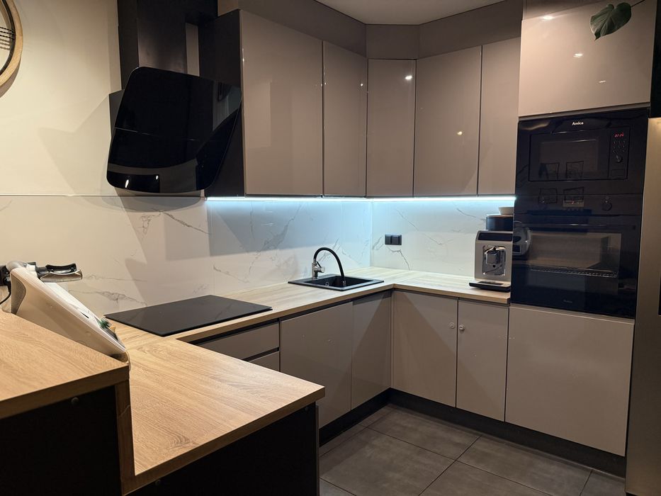 Meble kuchenne, bez sprzetów