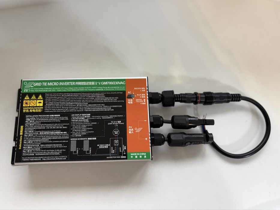 Mikroinwerter sieciowy 700W Grid Tie