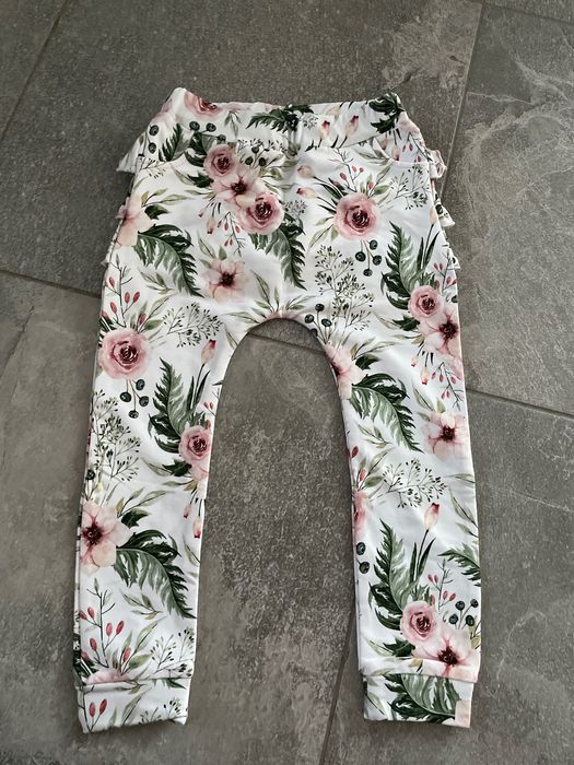 Sprzedam spodnie na dziewczynkę