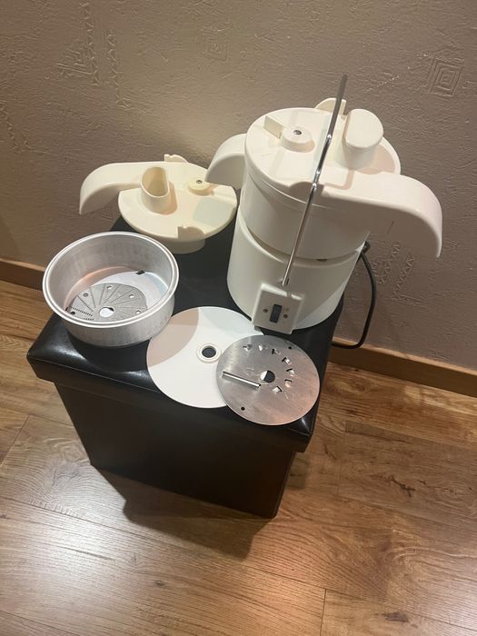 Соковижималка росинка.