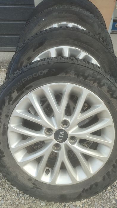 Зимова резина 185/65 R15 Nokian snoowproof 2 + оригінальні диски KIA R15