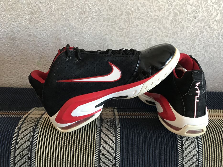 Кросівки Nike 43 розмір, по устілці 27-27,5 см