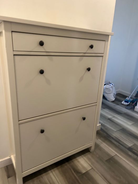 Szafka na buty Ikea HEMNES