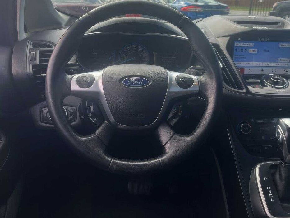Ford C-Max Titanium      2017