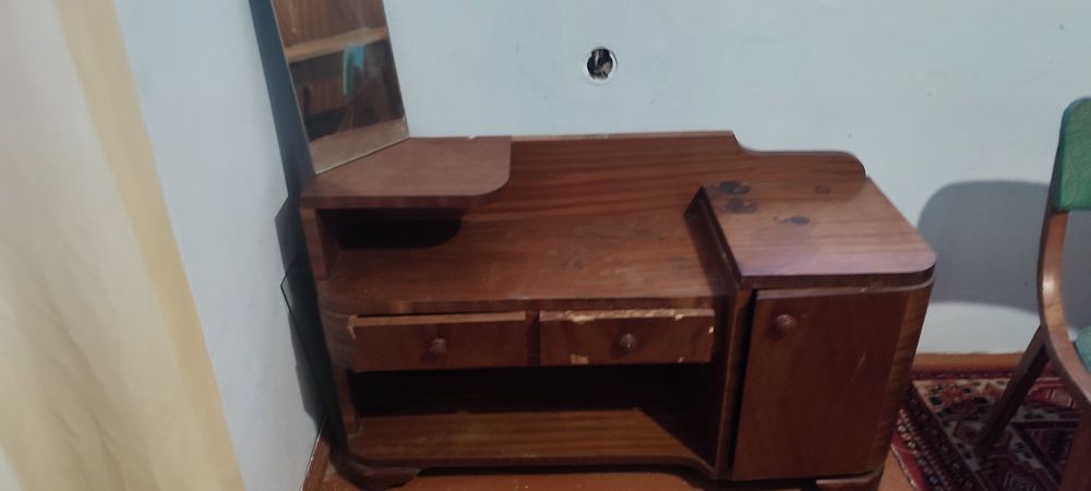 Вінтажна шафа і туалетний столик, вінтажний гарнітур