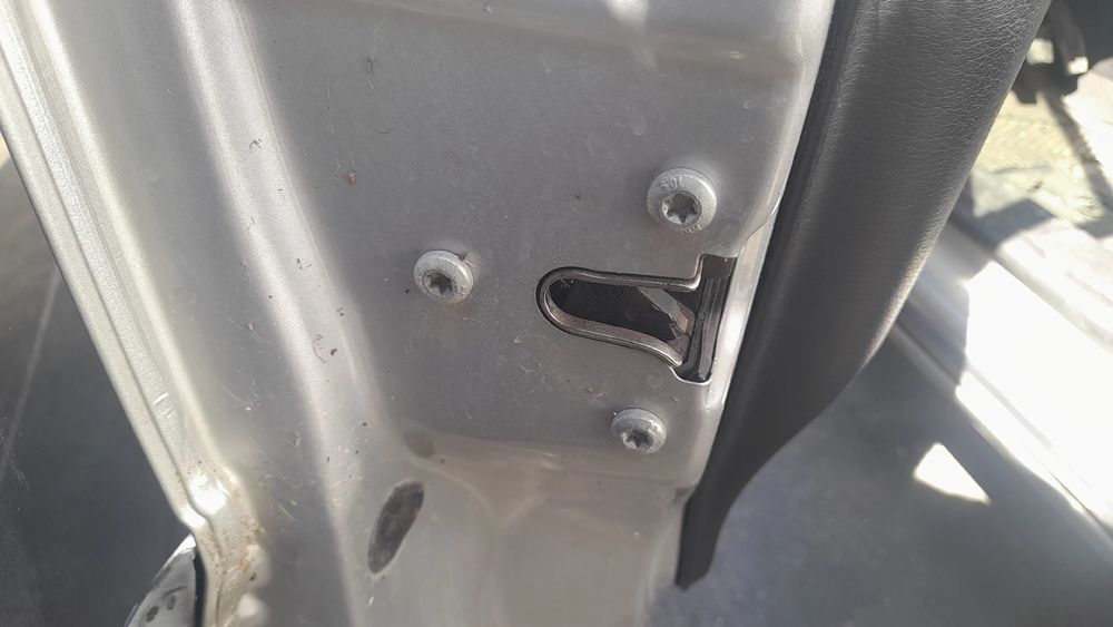 Fechadura / fecho porta frente esquerdo OPEL Zafira A (F75_)