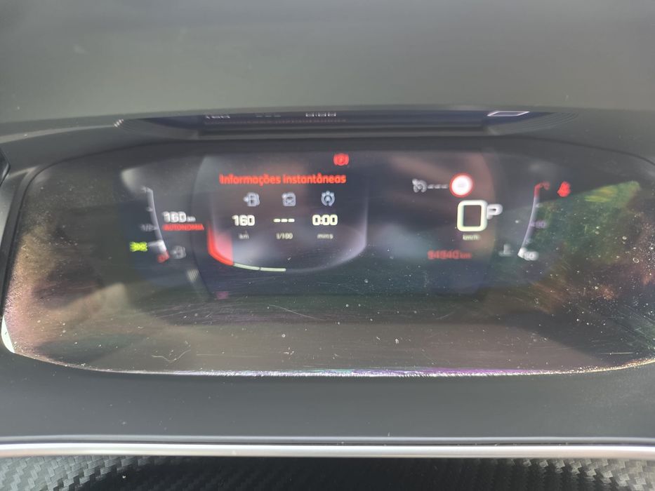 Impecável Peugeot 208 Allure gasolina, caixa automática 2019.