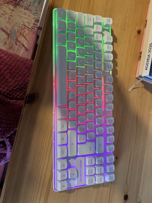 Teclado e Rato Gaming USB cim leds