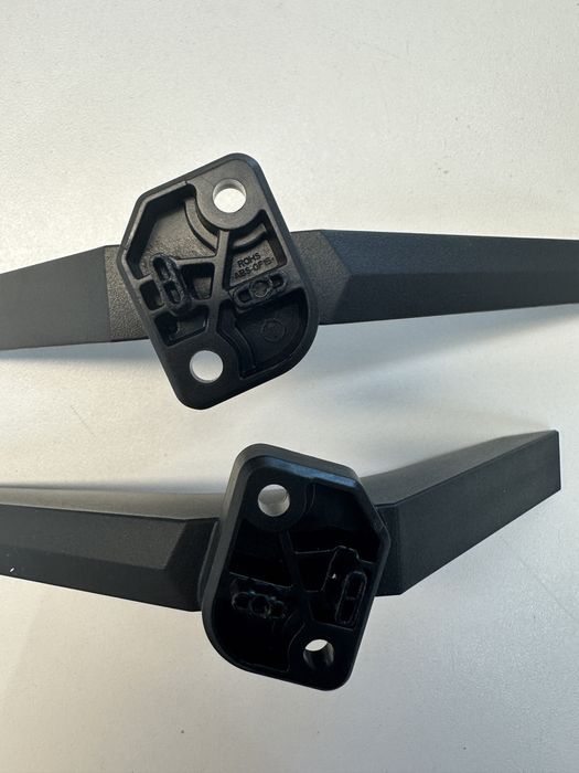 Suporte TV P/ Hisense 40A4K