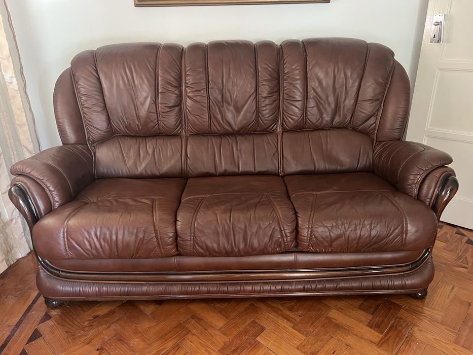 Sofa cama antigo mas em otimo estado