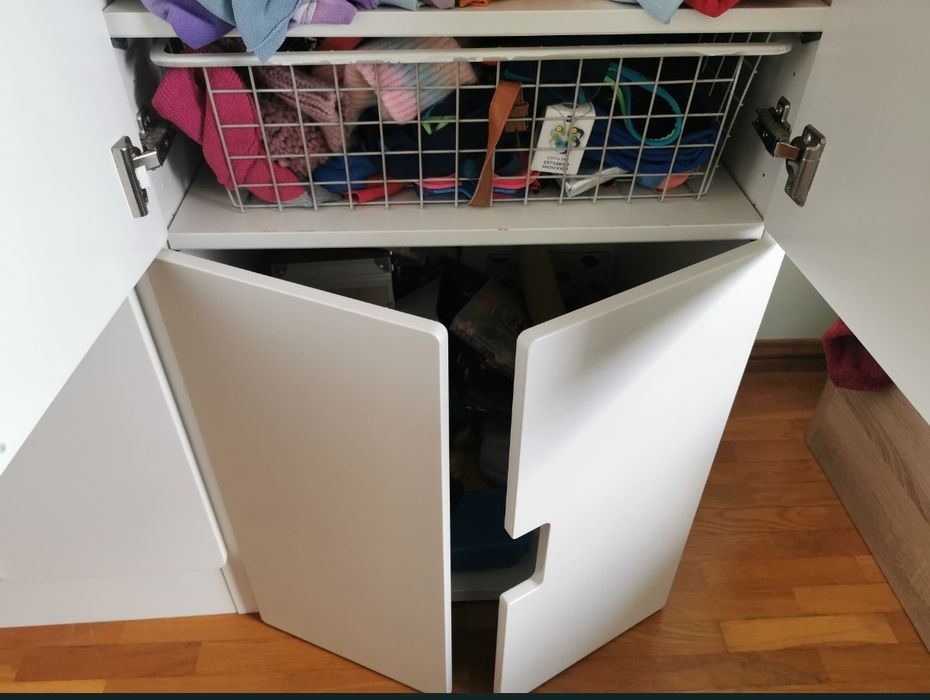 Conjunto de 4 armários IKEA ( 60€ individuais ou 200€ o conjunto)- Gama SMÅSTAD