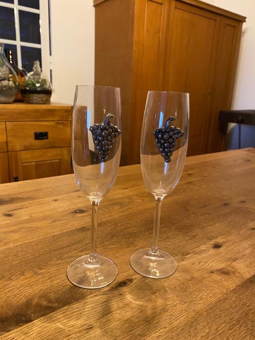 2 jarras de vinho / 2 copos e decantador