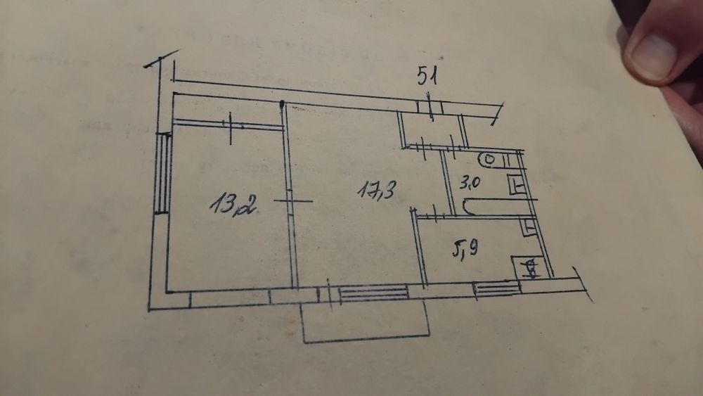 Продам 2-х кімнатну квартиру . Проспект Відрадний 22