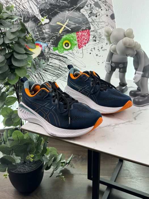 Кросівки Asics Gel Cumulus 44.5 розмір Е7794