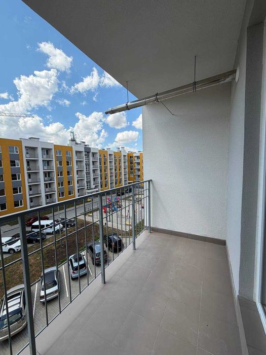 В продажу нова 1 квартира на 4 поверсі  -  7 Небо, вул. Маріупольська