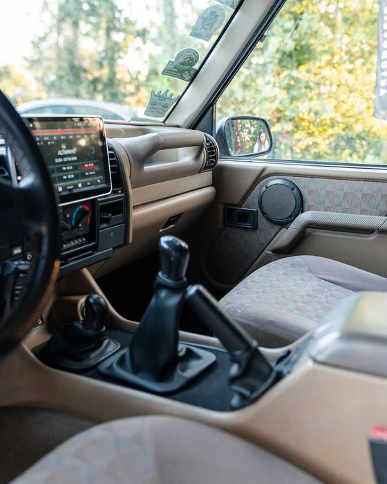 Land rover discovery