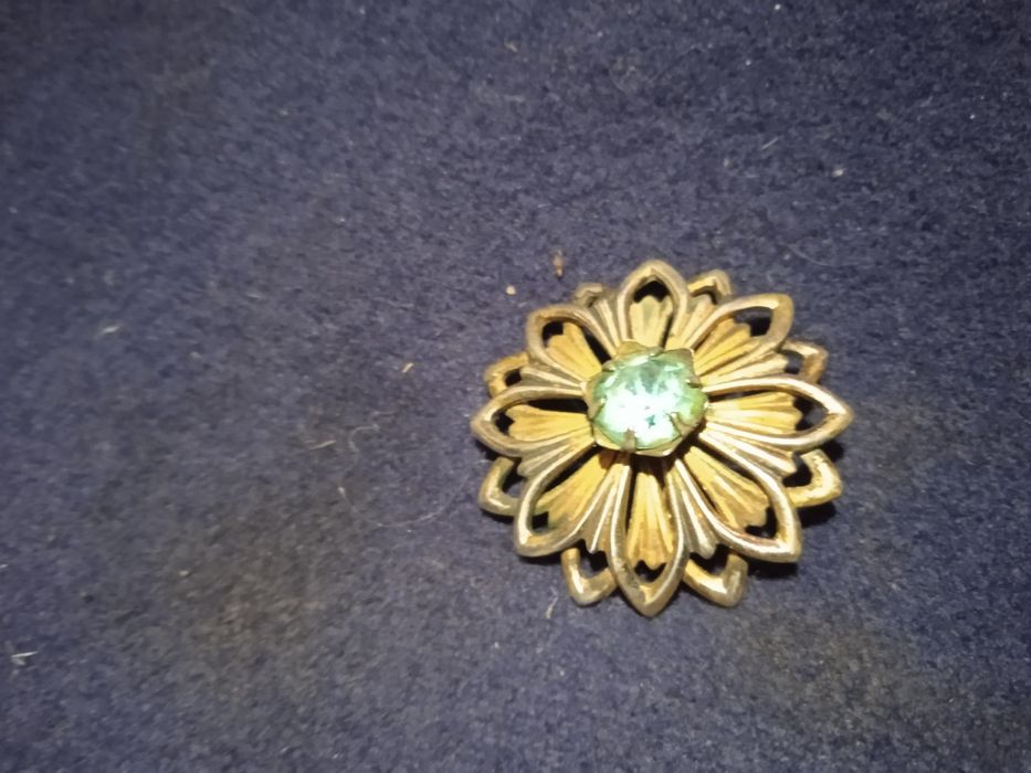 Стильна брошка  80 тих