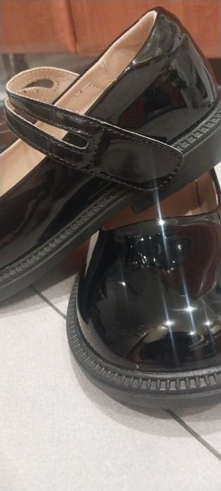 Туфлі для дівчинки