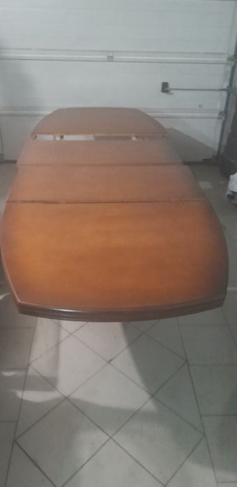 stół rozkładany 8 krzeseł mało używany