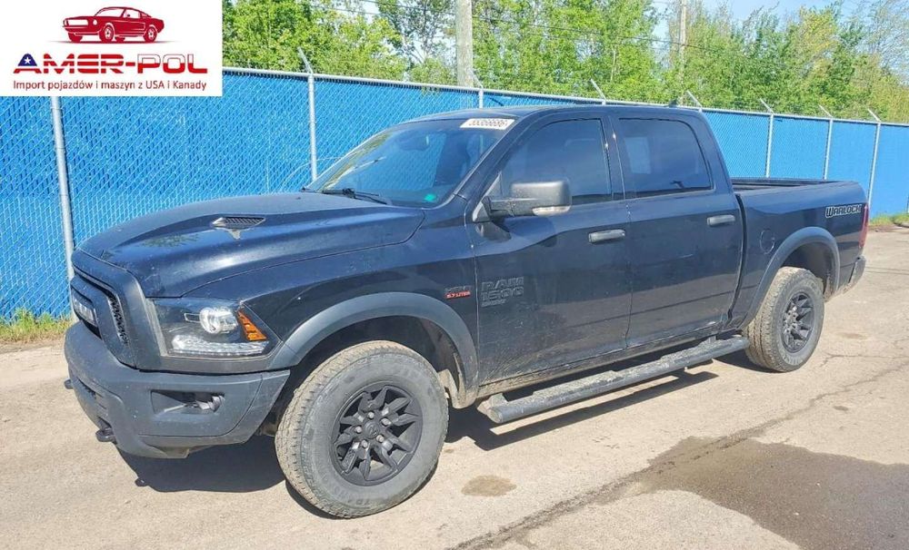 RAM 1500 CLASSIC SLT,  bezwypadkowy, 4x4, V8 5.7L  400 KM.