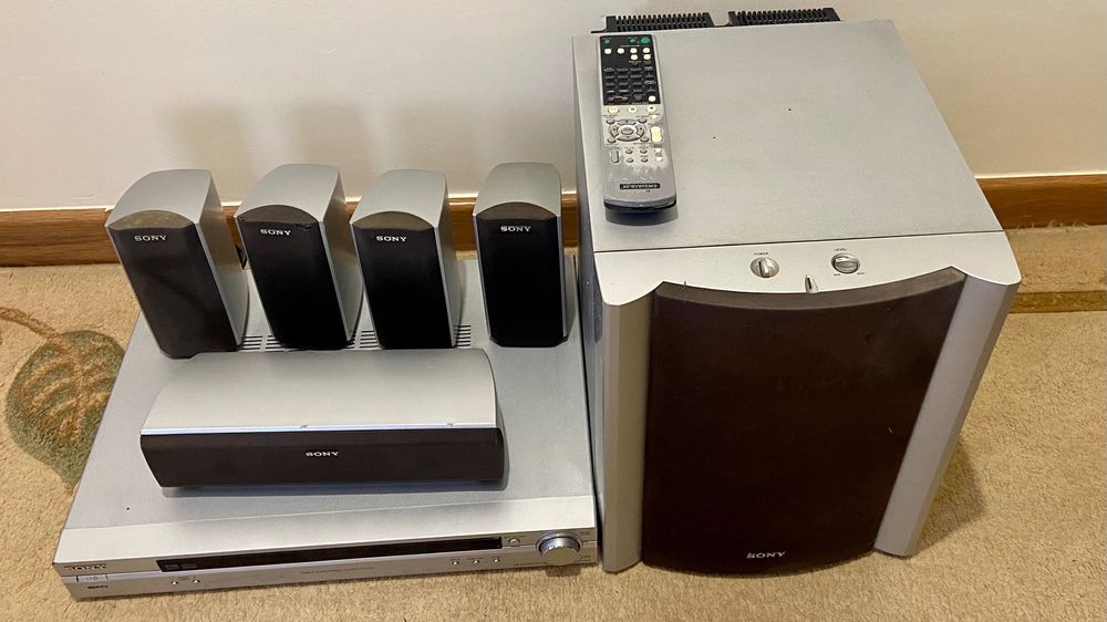 Sistema de som Home Cinema SONY 5.1 Santana • OLX Portugal