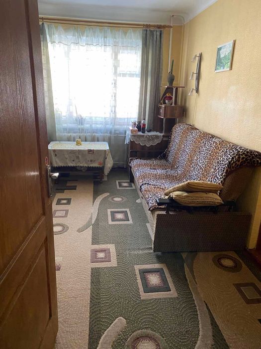 Оренда кімнати в гуртожитку