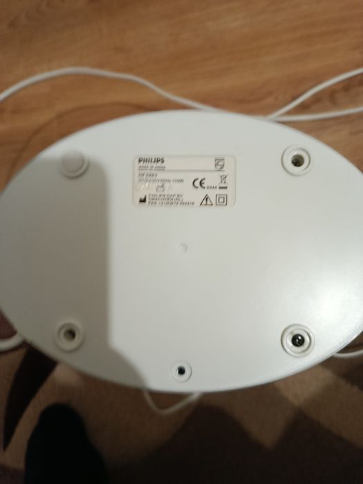 Продам светильник Phillips