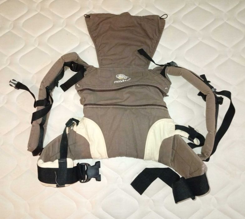 Mochila porta bebés "Manduca"