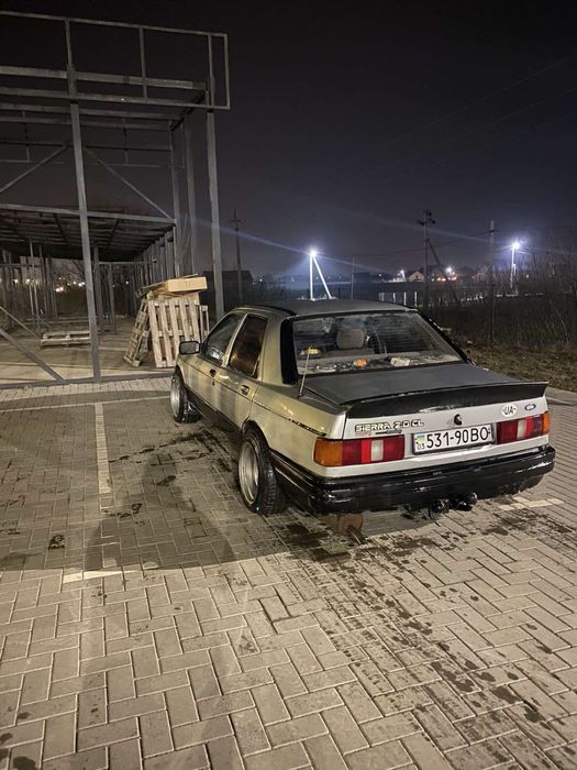 Продам ford sierra 2.0