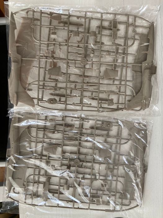 Комплект сборных моделей