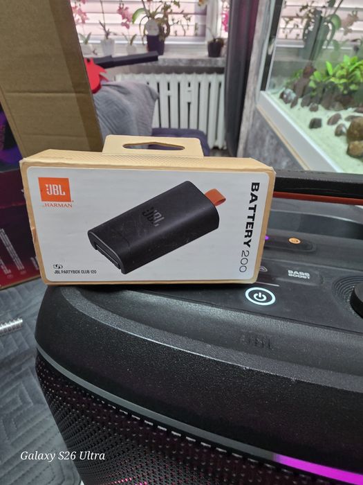 JBL PartyBoX 120 Club + 2 Baterie w zestawie
