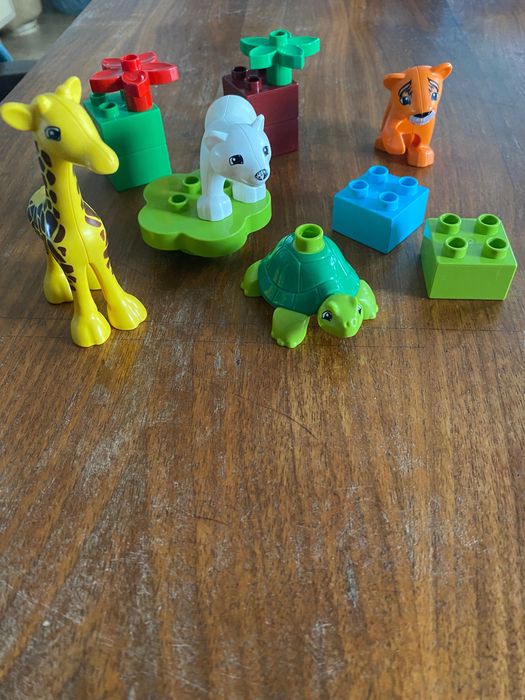 Klocki Lego Duplo 10801, 10860  10848