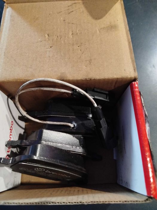 Pastilhas de travão Brembo novas